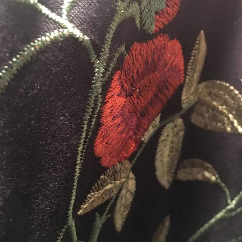 ANTHROPOLOGIE Embroidered Floral Top - Picture 8 of 8